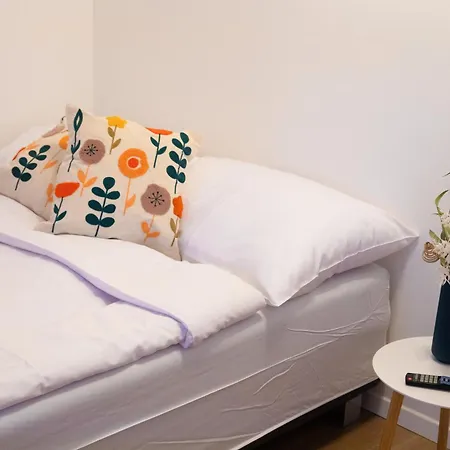 Cosy Castle Flat In Center - Free Parking Apartment *