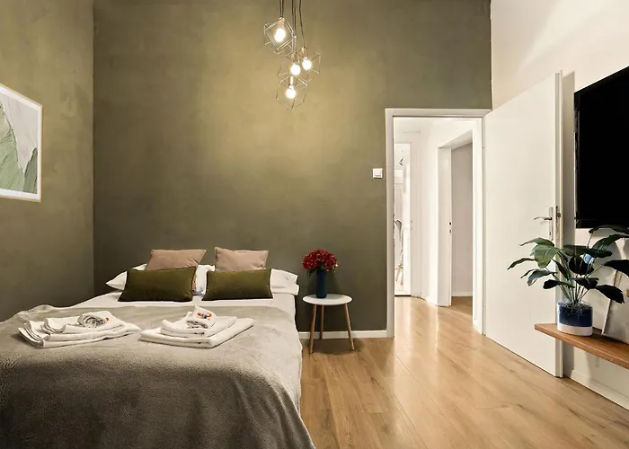 Cosy Castle Flat In Center - Free Parking לובליאנה